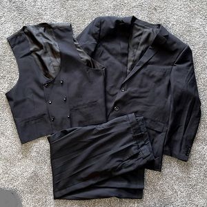 Men’s 3 piece suit